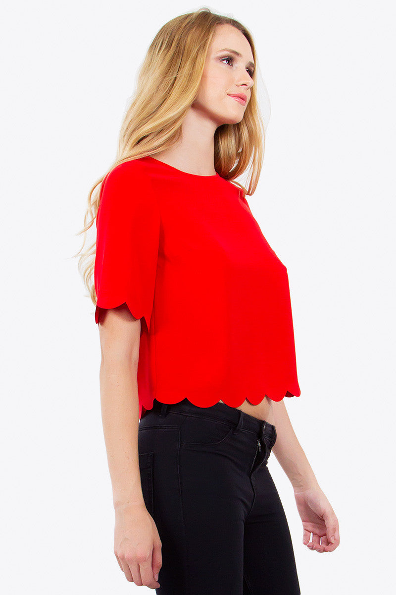 SCARLET SCALLOP TOP